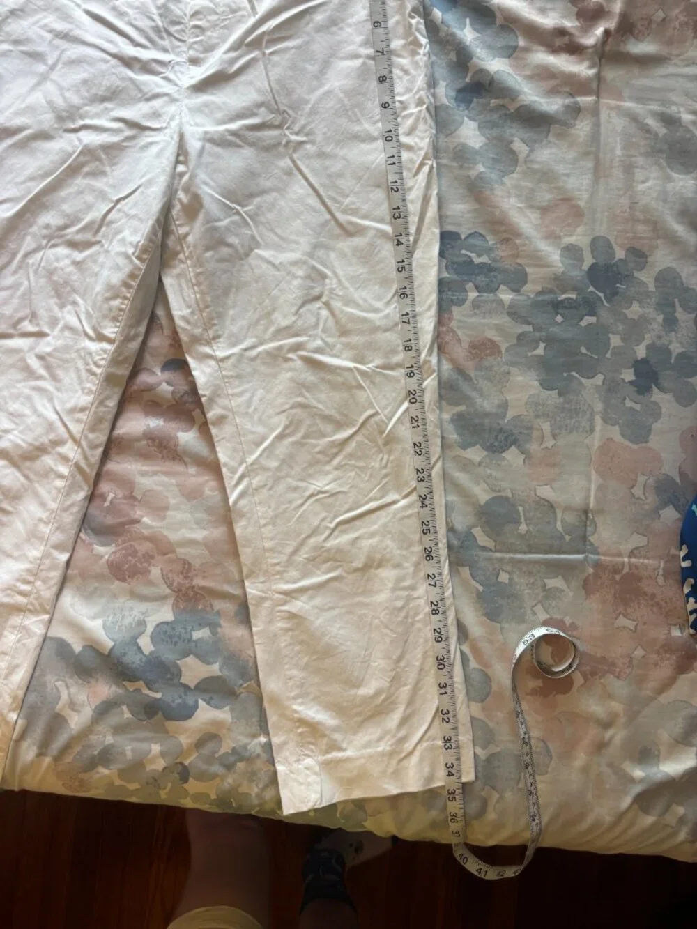 Vintage GAP Factory Cropped Solid White Pants w/ Stretch Size 8